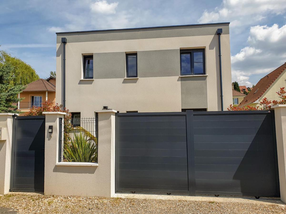 Exigehome - Chambre D'Hote Avec Jacuzzi Et Jardin Paysage, Partage Orgeval  Kültér fotó
